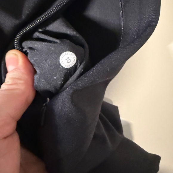 Lululemon Smooth Fit Pull-On High-Rise Pant - Black - Size 10 Cropped - Picture 4 of 8